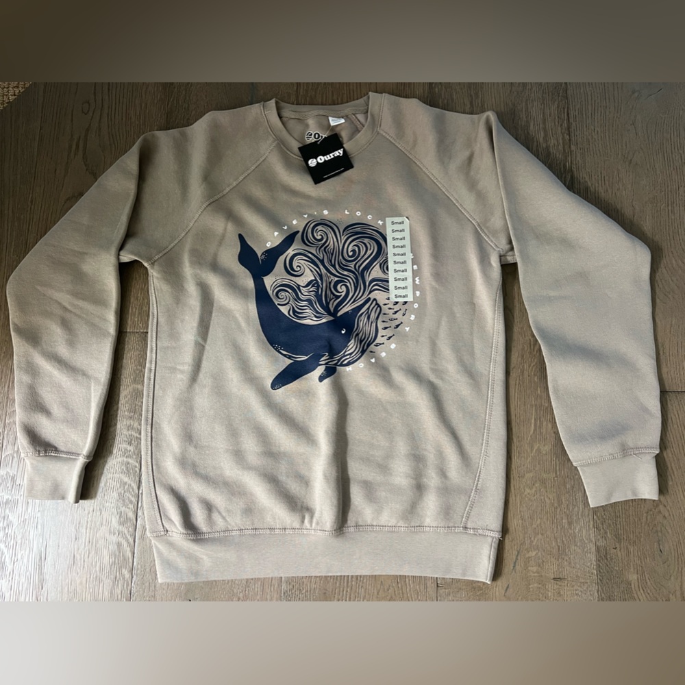 ❤️ NWT Oura Taupe Crewneck Sweatshirt with Black Logo Tag